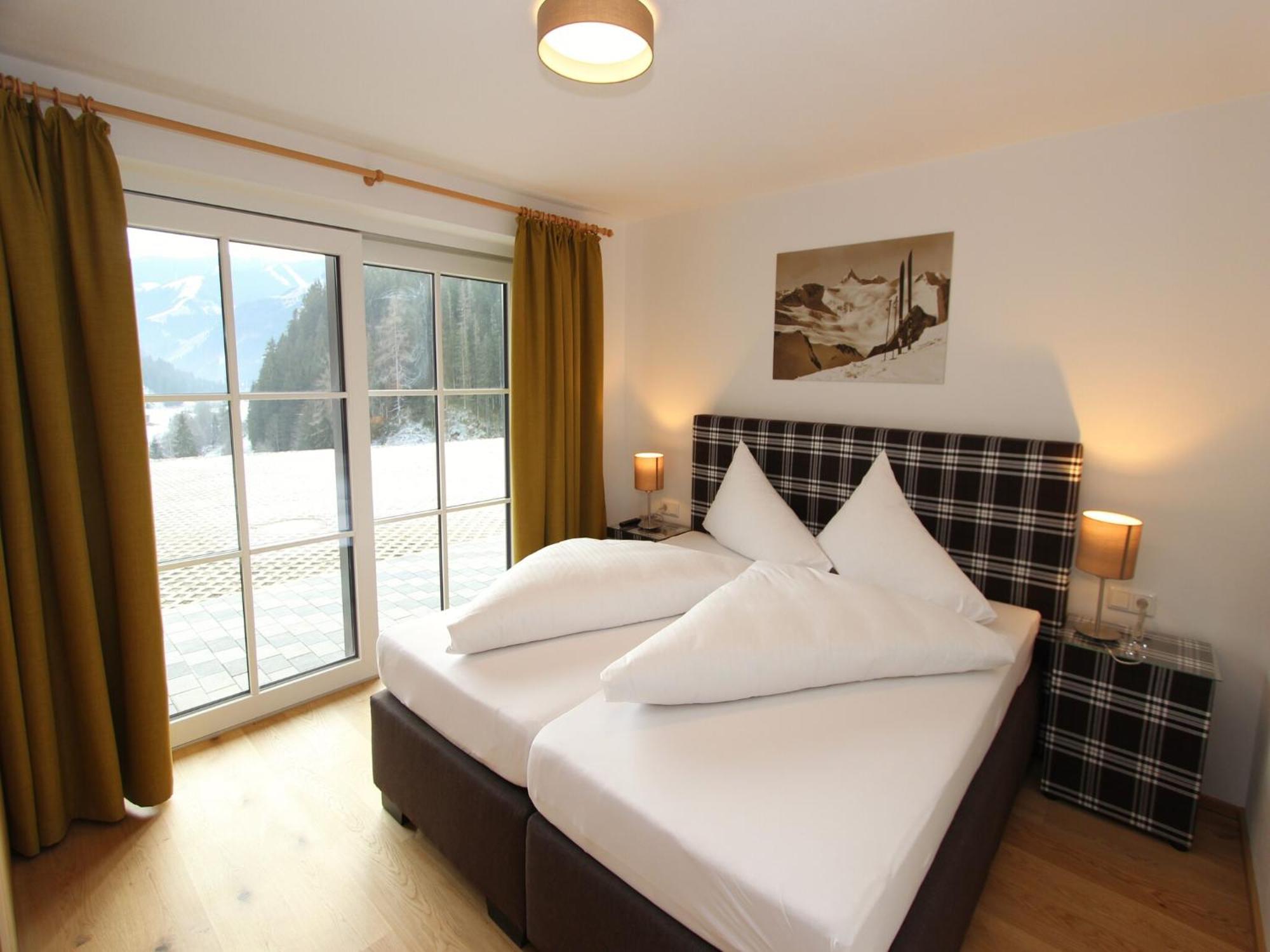 Modern Chalet With Sauna Near Ski Area In Saalbach Hinterglemm Salzburgerland Bagian luar foto