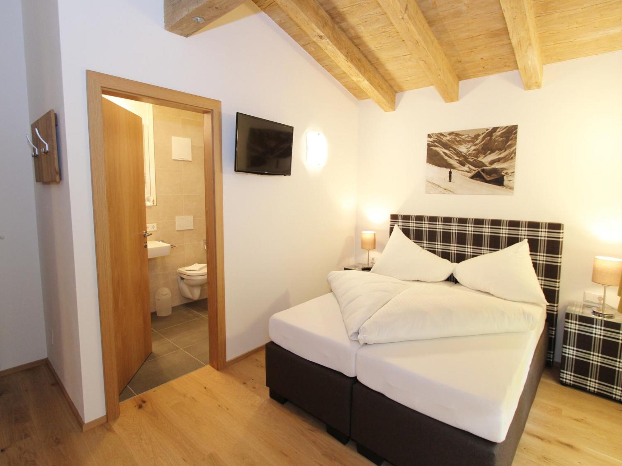 Modern Chalet With Sauna Near Ski Area In Saalbach Hinterglemm Salzburgerland Bagian luar foto